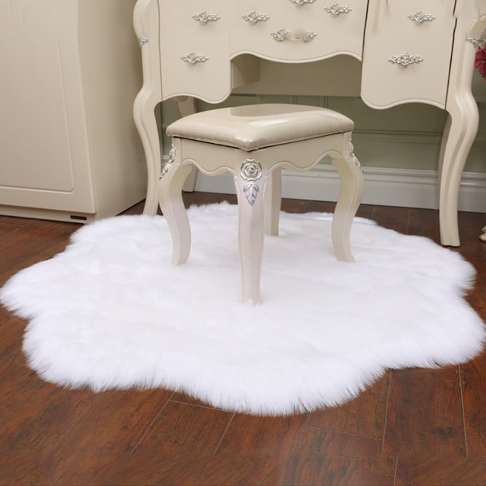 Artificial Sheepskin Floral Fluffy Rug, White