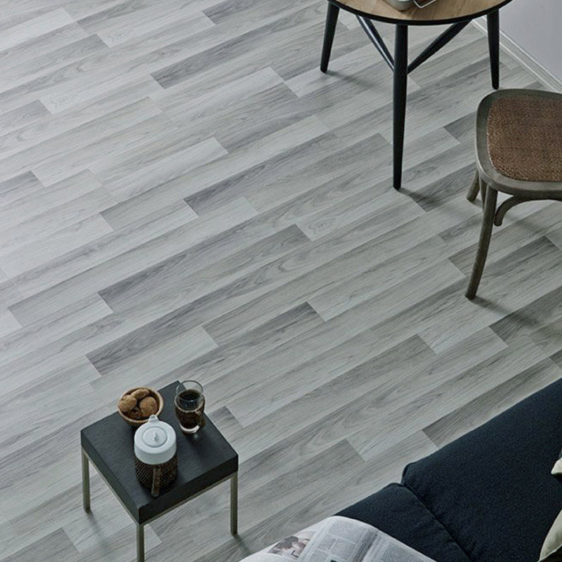 Set of 36 Realistic Wood Effect Self Adhesive PVC Flooring