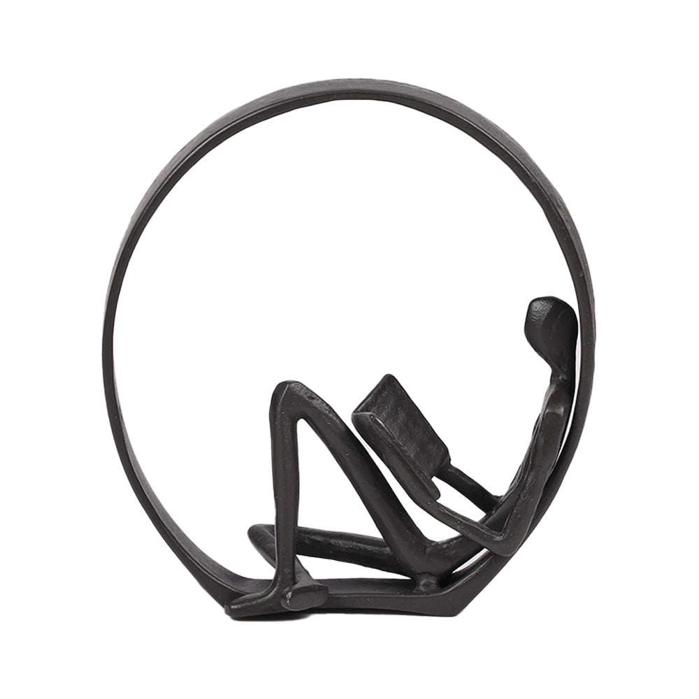Desktop Metal Statue Reading Men in Circle Ornament